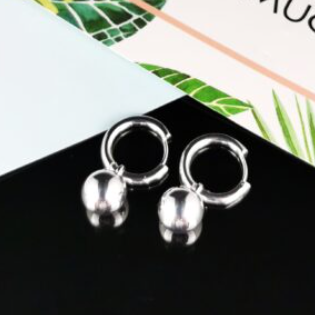 SHE SILVER HANGING ROUND EARRINGS 