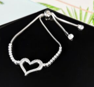 SHE PETITE SILVER BRACELET WITH HEART 